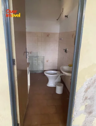 Imagem Galpão Comercial para Locação em Ribeirão Preto-SP, Bairro Parque Industrial Lagoinha: 1 Sala, 1 Banheiro, 4 Vagas, 100m²!