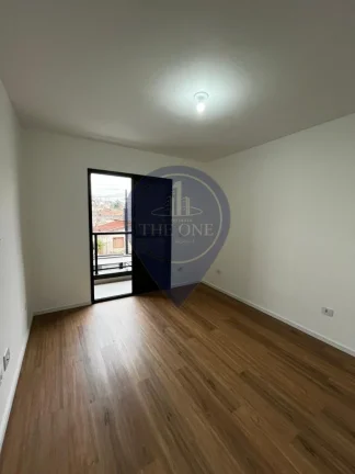 Imagem Casa à venda na Vila Romero, São Paulo-SP: 3 quartos, 1 suíte, 3 vagas - Visite já!
