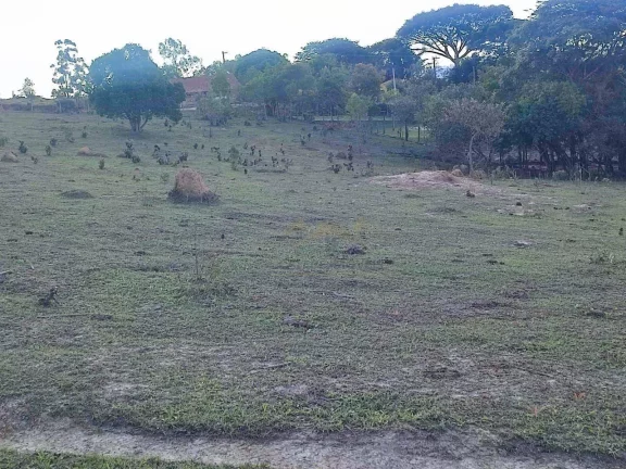Imagem Sítio com 3 dormitórios à venda, 17000 m² por R$ 430.000,00 - Rio Acima - Itapetininga/SP