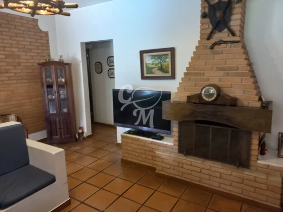 Imagem Chácara com Casa de Campo
