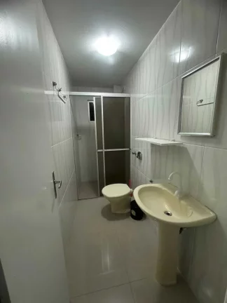 Imagem Apartamento com 2 dormitórios sendo 1 suíte e 1 vaga de garagem em Itapema/SC