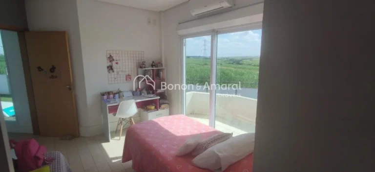 Imagem Casa com 4 suítes para alugar no Condomínio Terras do Cancioneiro - Paulínia/SP