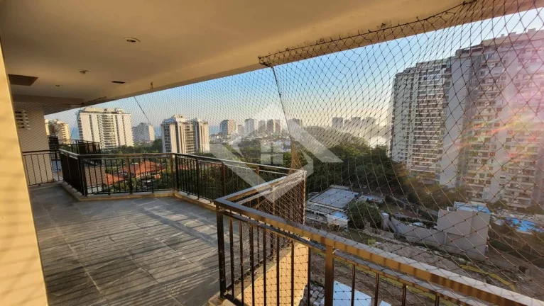 Imagem Apartamento de 2 Quartos para Venda na Barra da Tijuca com 83 m²