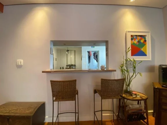 Imagem Apartamento com 3 dormitórios à venda, 131 m² por R$ 1.100.000 - Gonzaga - Santos/SP