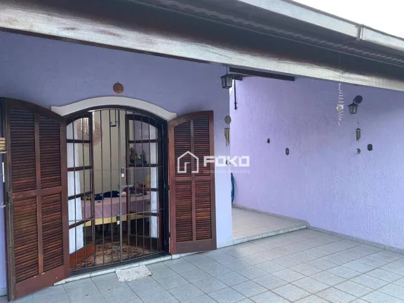 Imagem Sobrado com 3 dormitórios para alugar, 306 m² por R$ 6.703,00/mês - Parque Renato Maia - Guarulhos/SP