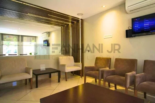 Imagem Excelente oportunidade: Casa Comercial à venda em São Paulo-SP, Jardim Paulista! 12 salas, 6 banheiros, 12 vagas, 700m².