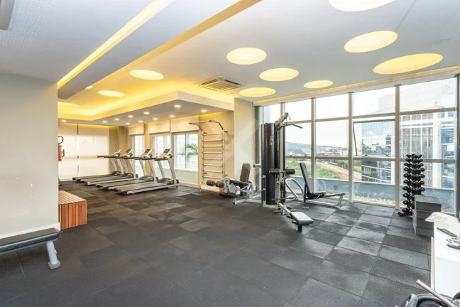 Imagem Apartamento à venda em Porto Alegre, Petrópolis, com 1 quarto, 54m2