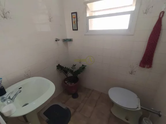Imagem Casa 3 dorms, Churrasqueira, bem localizada  à venda em Peruíbe