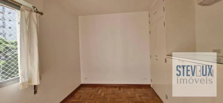 Imagem Apartamento reformado com lazer na melhor rua do Itaim Bibi