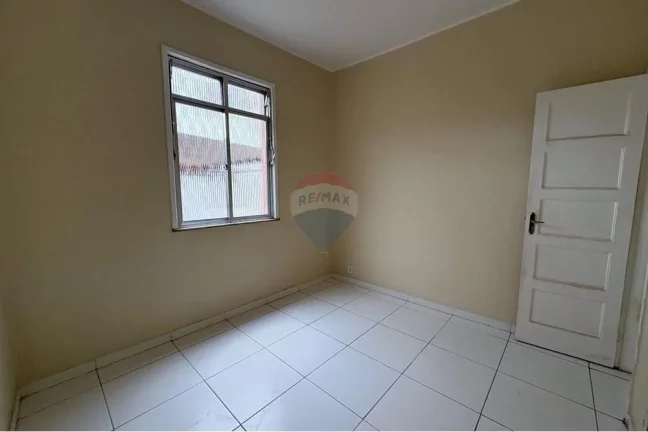 Imagem Apartamento com 50m² e 2 quartos em Cascadura. Rio de Janeiro,