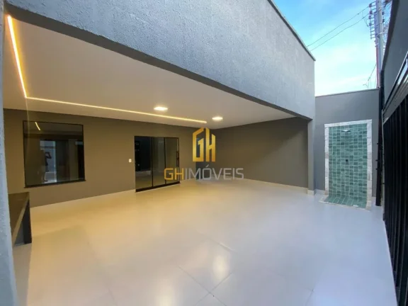 Imagem A casa possui 

- 3 quartos sendo 1 suíte
- ?Área gourmet com ilha e churrasqueira a carvão
- ?La...