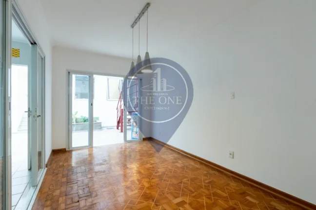 Imagem Imperdível: Casa à venda em São Paulo-SP no Jardim Vera Cruz com 2 quartos, 1 suíte, 2 salas, 4 banheiros, 2 vagas e 192m²