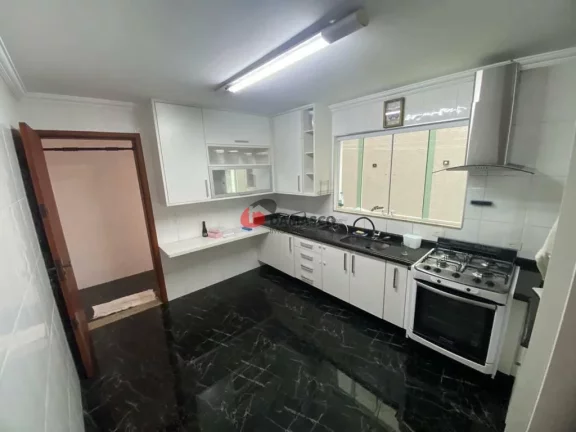 Imagem Sobrado para Locação 3 Quartos, 1 Suite, 2 Vagas, Jardim, Santo André - SP