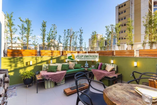 Imagem Cobertura duplex mobilhad para venda com 108 metros quadrados com 1 quarto em Cambuí - Campinas - SP
