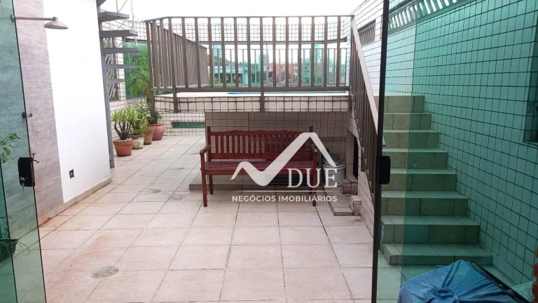 Imagem Casa com 4 dormitórios à venda, 212 m² por R$ 1.380.000,00 - Aparecida - Santos/SP