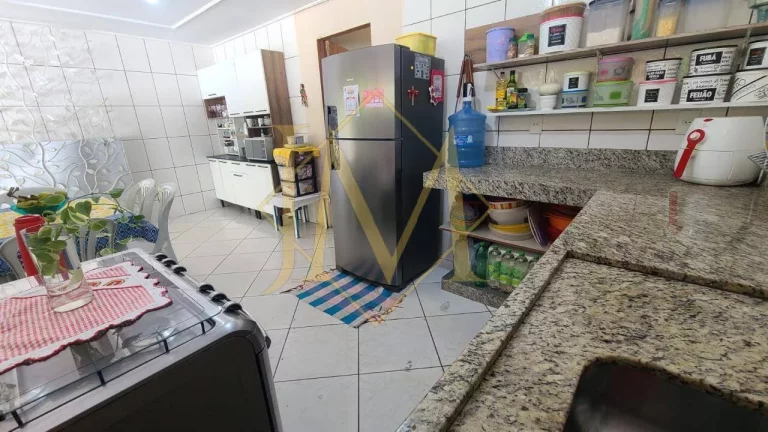 Imagem Casa com excelente lote no bairro Petrópolis