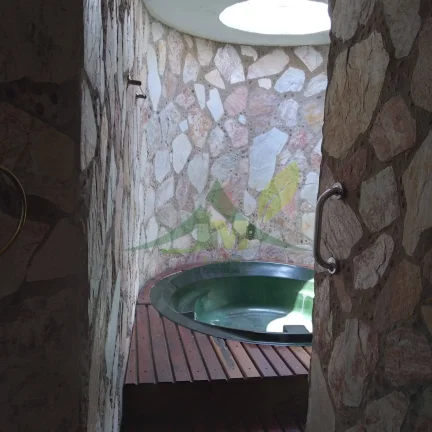 Imagem Bela Casa à Venda no Condomínio Clube da Montanha em Atibaia