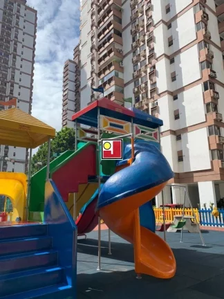 Imagem Vendo duplex Barramares, frontal mar, vista espetacular, original 4Q, 303m², R$4.100.000, 3 vg, portaria 24h, tênis, piscinas, churrasqueiras, futebol