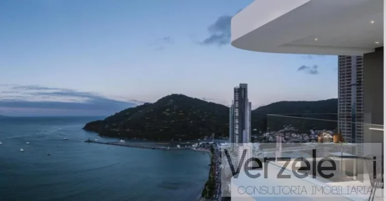Imagem Apartamento Quadra Mar para Venda em Balneário Camboriú / SC no bairro Centro