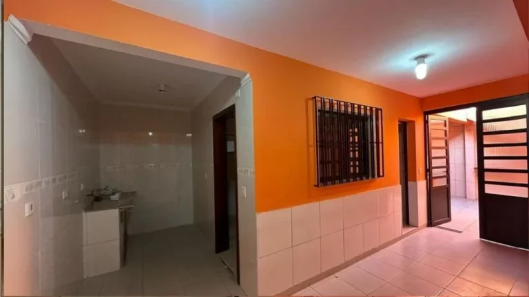 Imagem Casa com 3 dormitórios para alugar, 190 m² por R$ 4.940,27/mês - Jardim Santa Helena - Suzano/SP