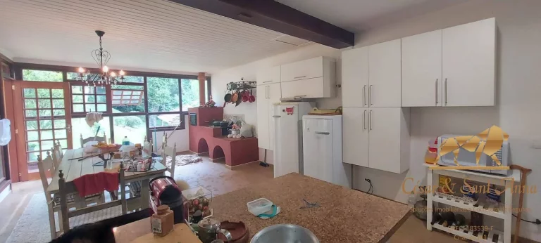 Imagem Encante-se com esta belíssima Chácara à venda em Campos do Jordão-SP