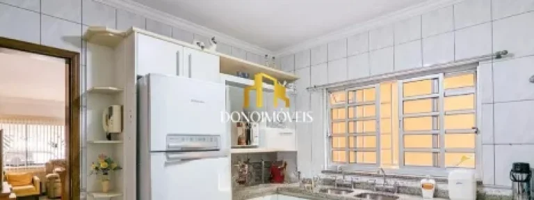 Imagem ImÃ³vel amplo Ã  venda com 3 quartos, sendo todos suÃ­tes, e 4 banheiros no total. Este imÃ³vel estÃ...