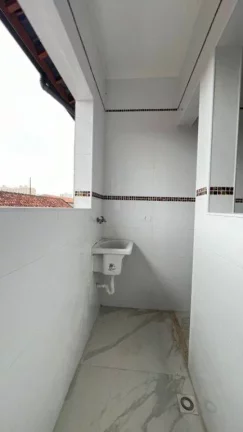 Imagem Casa com 2 dormitórios à venda, 54 m² por R$ 295.000,00 - Maracanã - Praia Grande/SP
