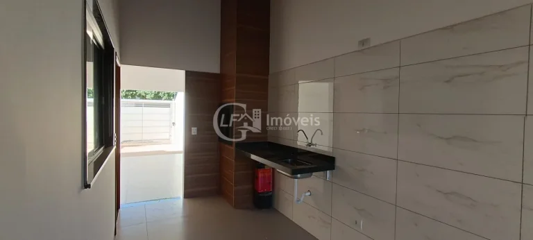 Imagem Imperdível casa à venda em Campo Grande-MS, Vila Palmira: 3 quartos, 1 suíte, 2 salas, 2 banheiros, 2 vagas, 107m²!