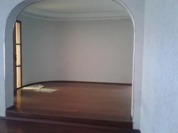 Imagem Sobrado com 2 dormitórios à venda, 320 m² por R$ 990.000,00 - Centro - Suzano/SP