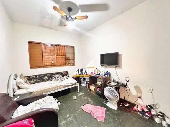 Imagem Casa com 3 dormitórios à venda, 164 m² por R$ 495.000,00 - Cidade Claret - Rio Claro/SP