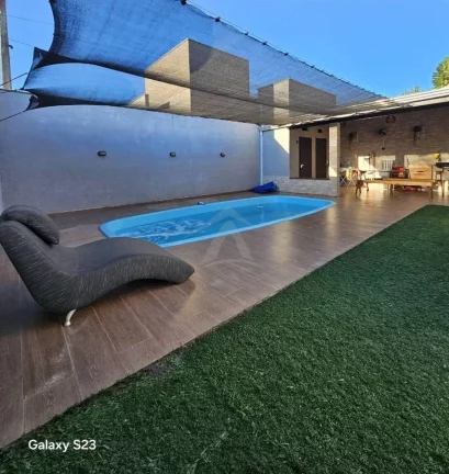 Imagem CASA COM PISCINA, 3 QUARTOS, ITAPEMA DO NORTE