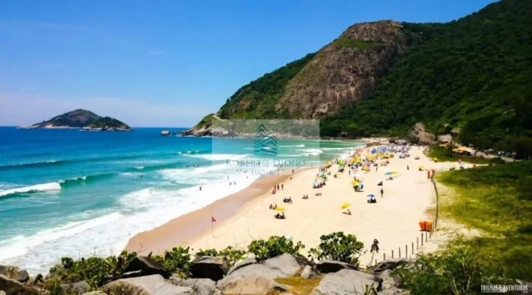 Imagem Terreno em Condomínio à Venda no Recreio dos Bandeirantes, RJ: 240m² de Área Privativa!