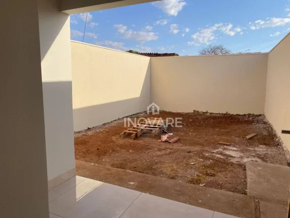 Imagem Casa com 3 dormitórios à venda, 100 m² por R$ 365.000,00 - Setor Planalto - Itumbiara/GO