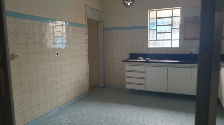 Imagem Casa com 2 dormitórios para alugar, 220 m² por R$ 3.720,00/mês - Centro - Suzano/SP