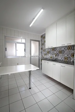 Imagem Lindo apartamento de 97m² à venda no Cambuí, em Campinas! 

Com 3 quartos, sendo 1 suíte, sala a...