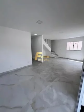 Imagem Maravilhosa Casa Duplex em Interlagos!