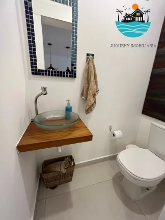 Imagem Casa em Juquehy para alugar - condomínio fechado com 5 suítes, 3 vagas, 100m da praia - Acomodação máx. 12 pessoas | Juquehy Imobiliária.