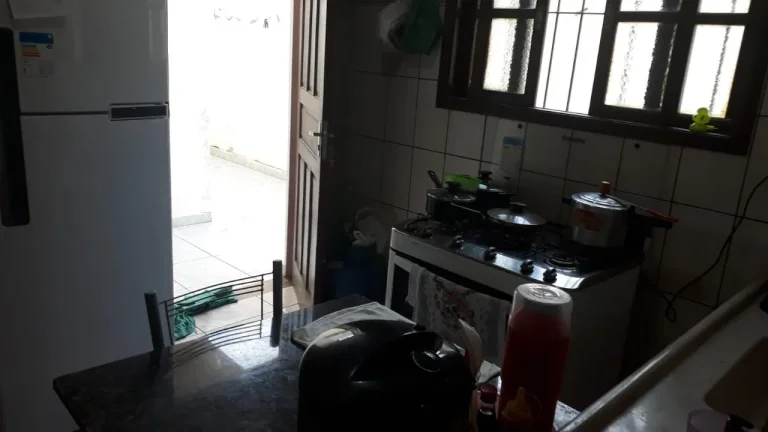 Imagem Casa para Venda em Itanhaém, Belas Artes, 2 dormitórios, 1 suíte, 1 banheiro, 2 vagas