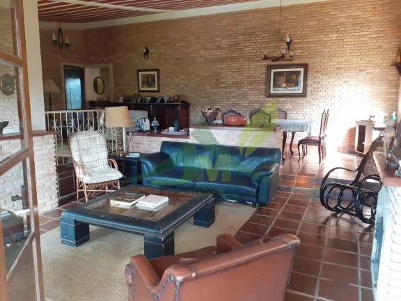 Imagem Sítio Exclusivo à Venda em Atibaia – Bairro do Portão: Natureza, Conforto e