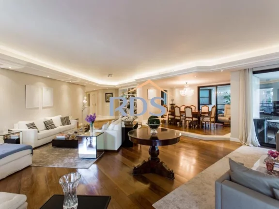 Imagem Vende lindo Apartamento de 640m² em Moema.