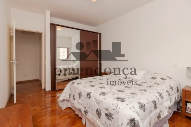 Imagem Higienopolis, apartamento reformado, 4 dormts, 1 suites, 2 vagas, varanda