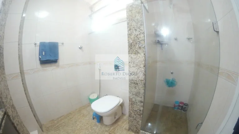 Imagem Apartamento de Luxo à Venda no Ingá, Niterói-RJ: 4 Quartos, 1 Suíte, 1 Sala, 3 Banheiros, 1 Vaga de Garagem, 157m² de Área