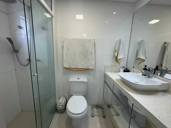 Imagem Apartamento com 2 dormitórios sendo 1 suíte e 1 vaga no bairro Vila Operária em Itajaí