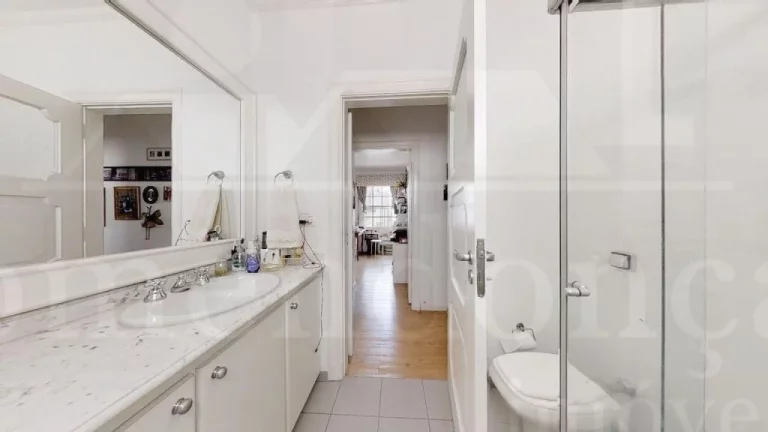 Imagem Apartamento no último andar de prédio em Higienópolis com 260m²!