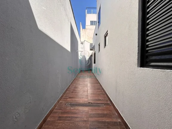 Imagem Casa Mobiliada para alugar no Jardim Tókio - 3 dormitórios - 1 suíte – 1 vaga - R$ 3.500,00/mês - Jardim Tókio - Londrina/PR