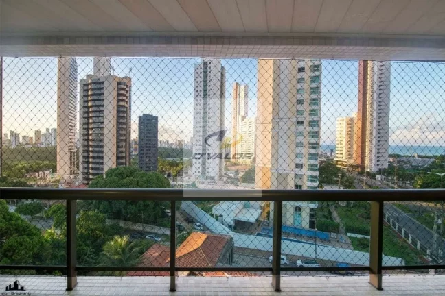 Imagem Vendo apartamento de luxo, com 380’m², ampla varanda gourmet, 4 suítes e 4 vagas