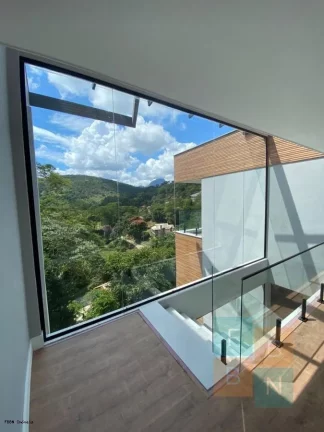 Imagem Casa em Condomínio para Venda em Petrópolis / RJ no bairro Pedro do Rio