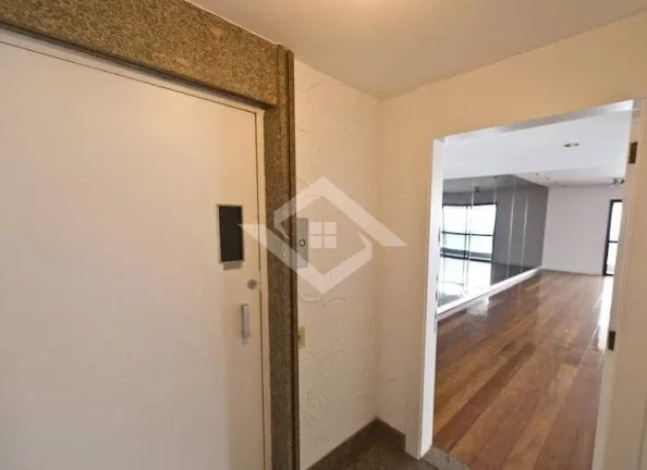 Imagem Apartamento de 4 Quartos para Venda na Lagoa com 380 m²