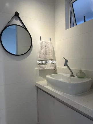 Imagem Apartamento à venda com 03 Dormitórios sendo 02 suítes, mobiliado e equipado localizado na Quadra Mar