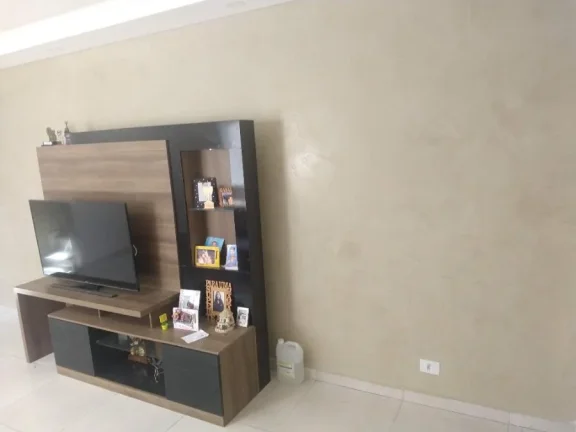 Imagem Casa para Venda por R$560.000,00 com 220m², 3 dormitórios, 1 suite e 2 vagas - Jardim helena, Ferraz de vasconcelos / SP - Cód. BDI28758